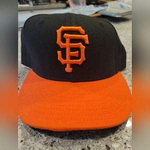 San Francisco Giants New Era Fitted Hat Size - 7 3/8